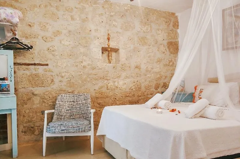 Bedirhan Konak Otel Alaçatı