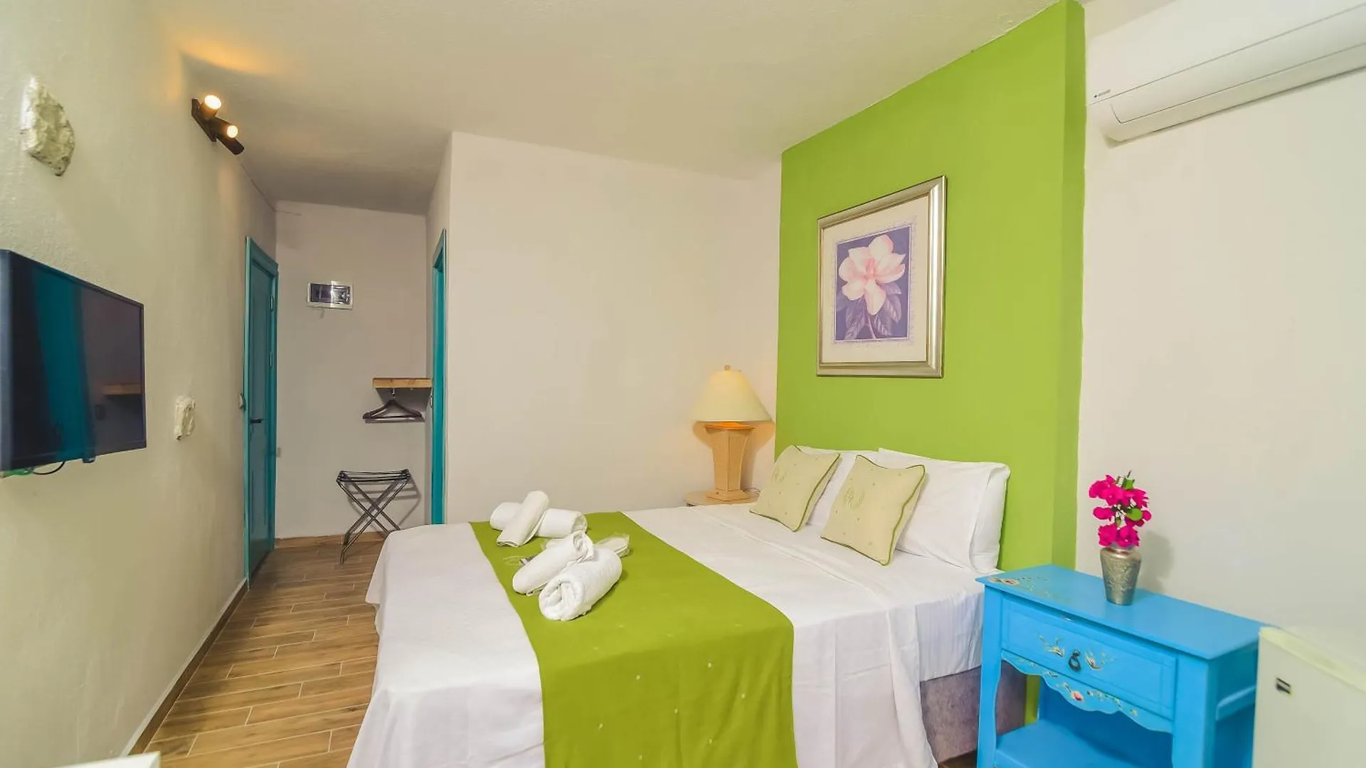 Bedirhan Konak Otel Alaçatı