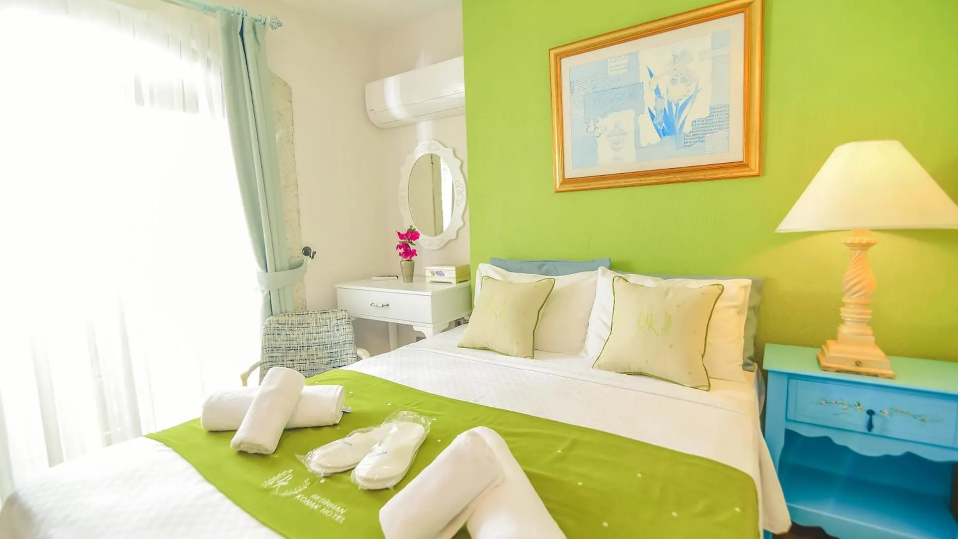 Bedirhan Konak Otel Alaçatı